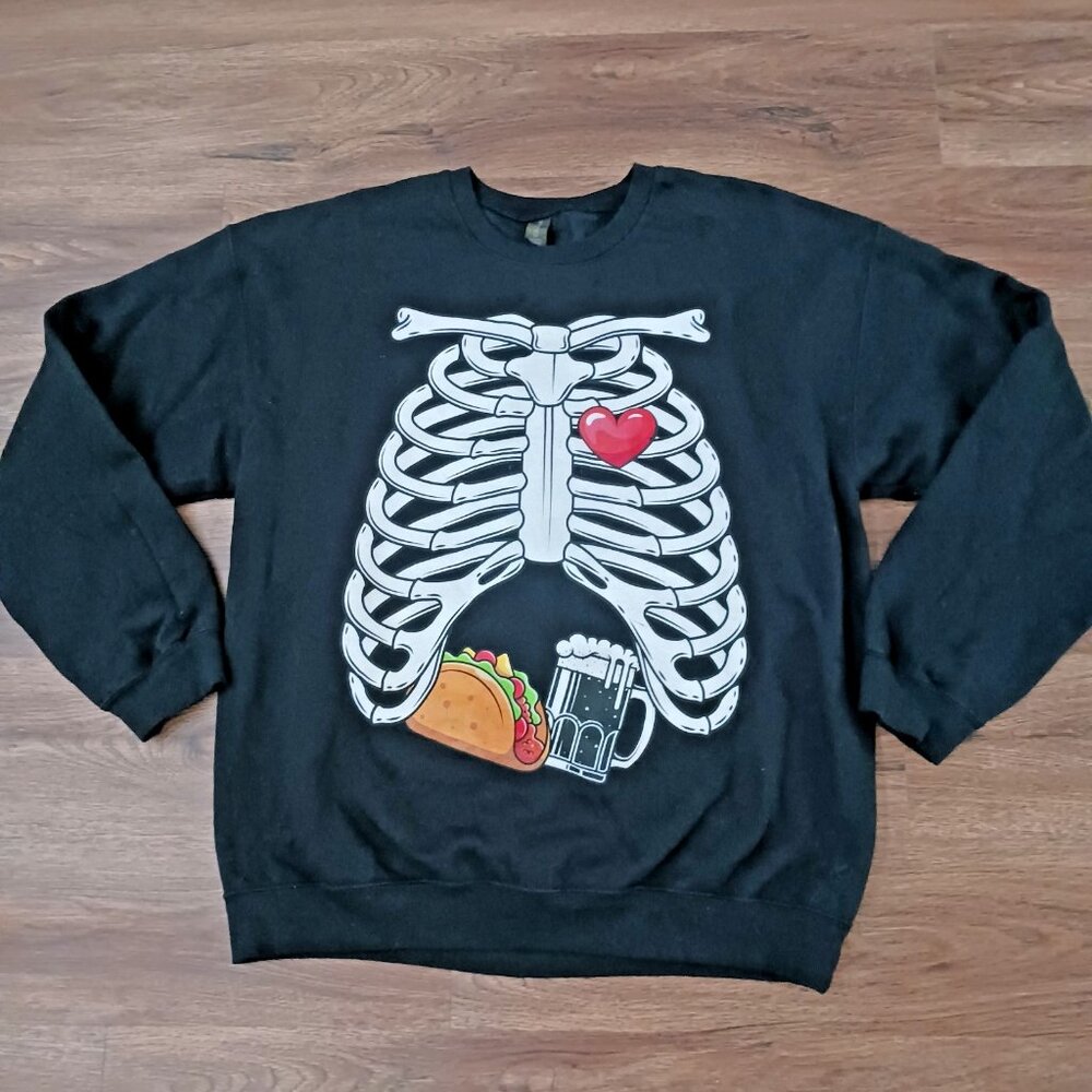 Halloween Skeleton Rib Cage Taco Beer‎ Heart Gildan Sweatshirt Size Large